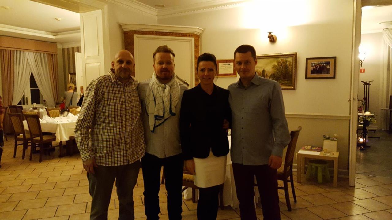 Hotel Dworek*** Skierniewice Dış mekan fotoğraf
